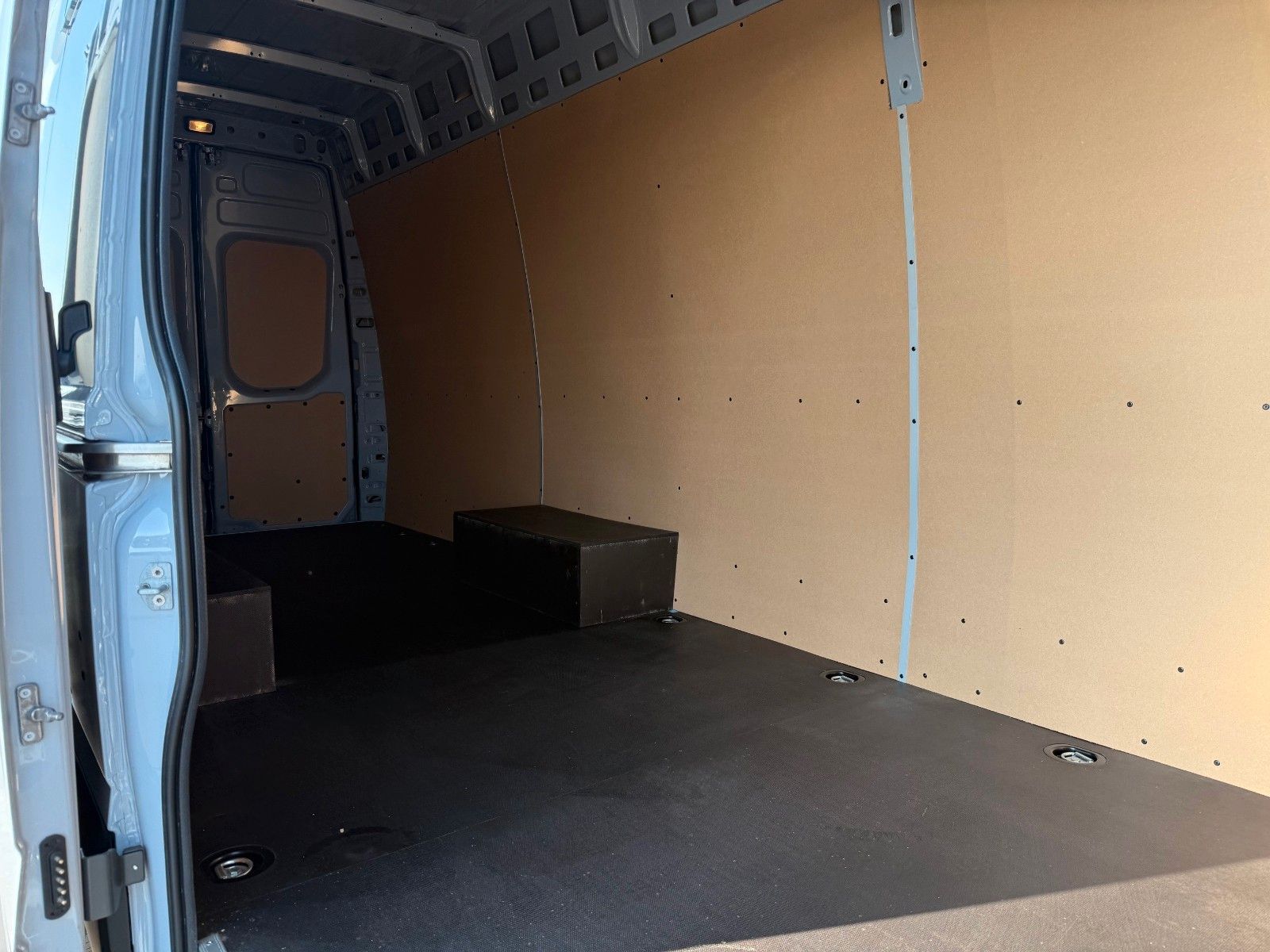 Fahrzeugabbildung Iveco Daily 50C18 3.0L *L4*H3*Automatik*LED*AHK*