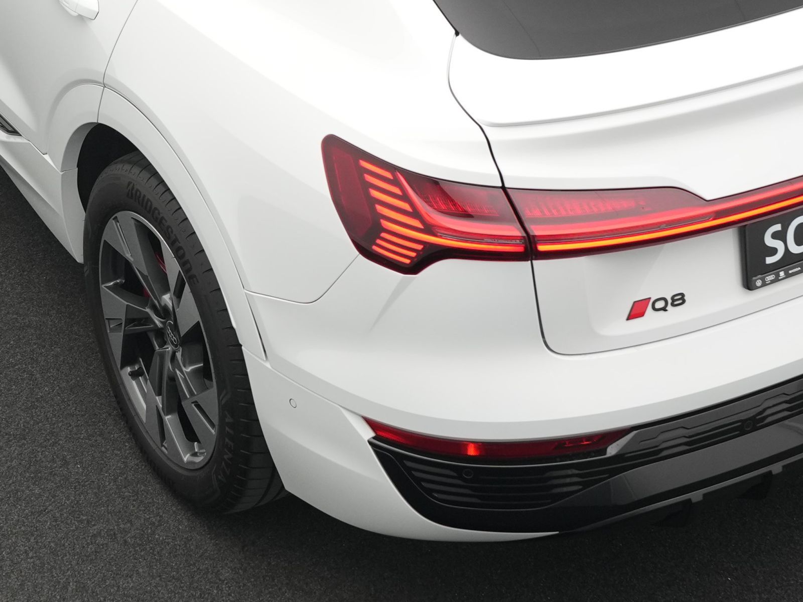 Audi Q8 e-tron - Bild 19