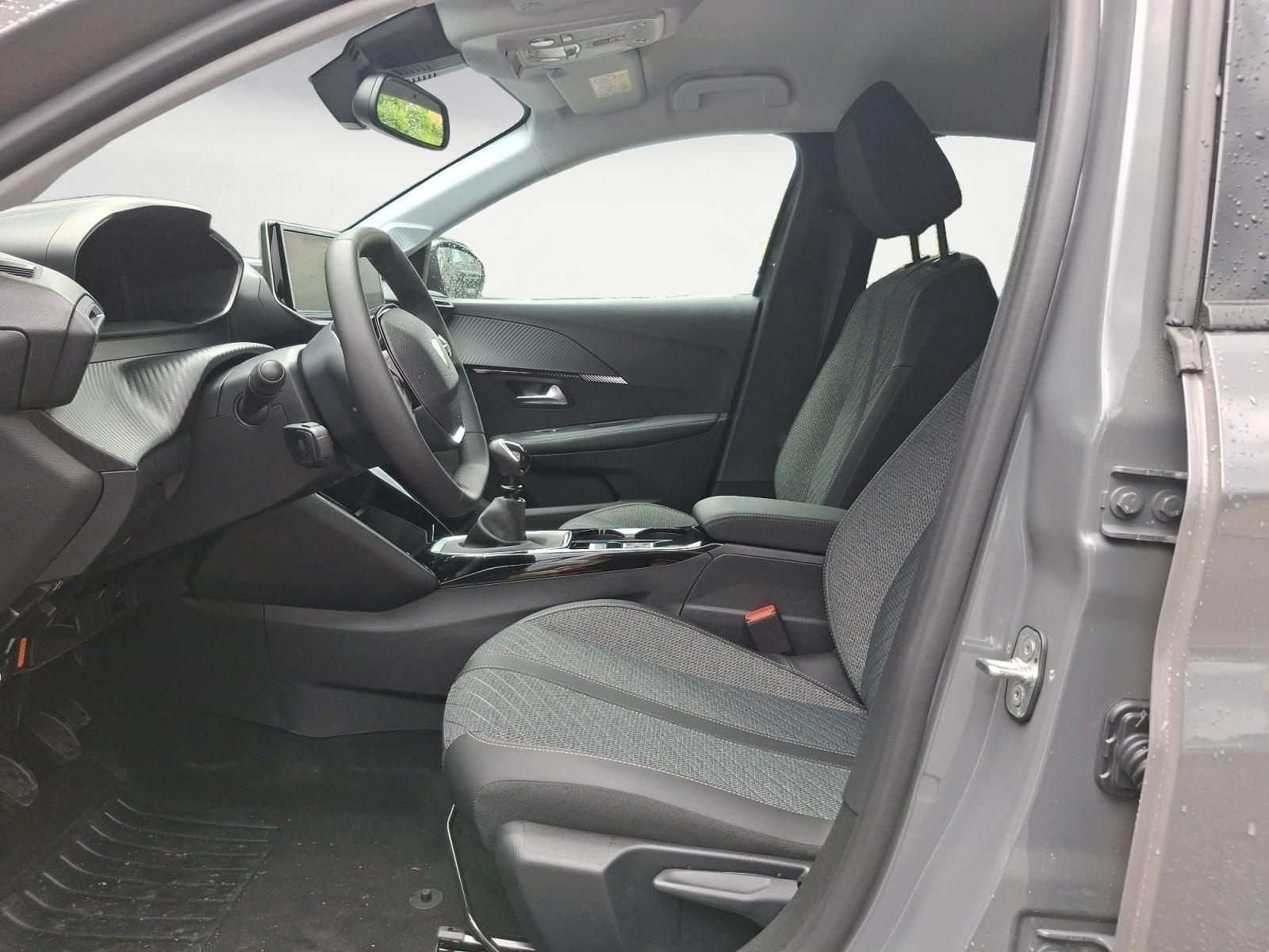 Peugeot 208 ALLURE Benzin 100 AppleCar-Play & Android Au