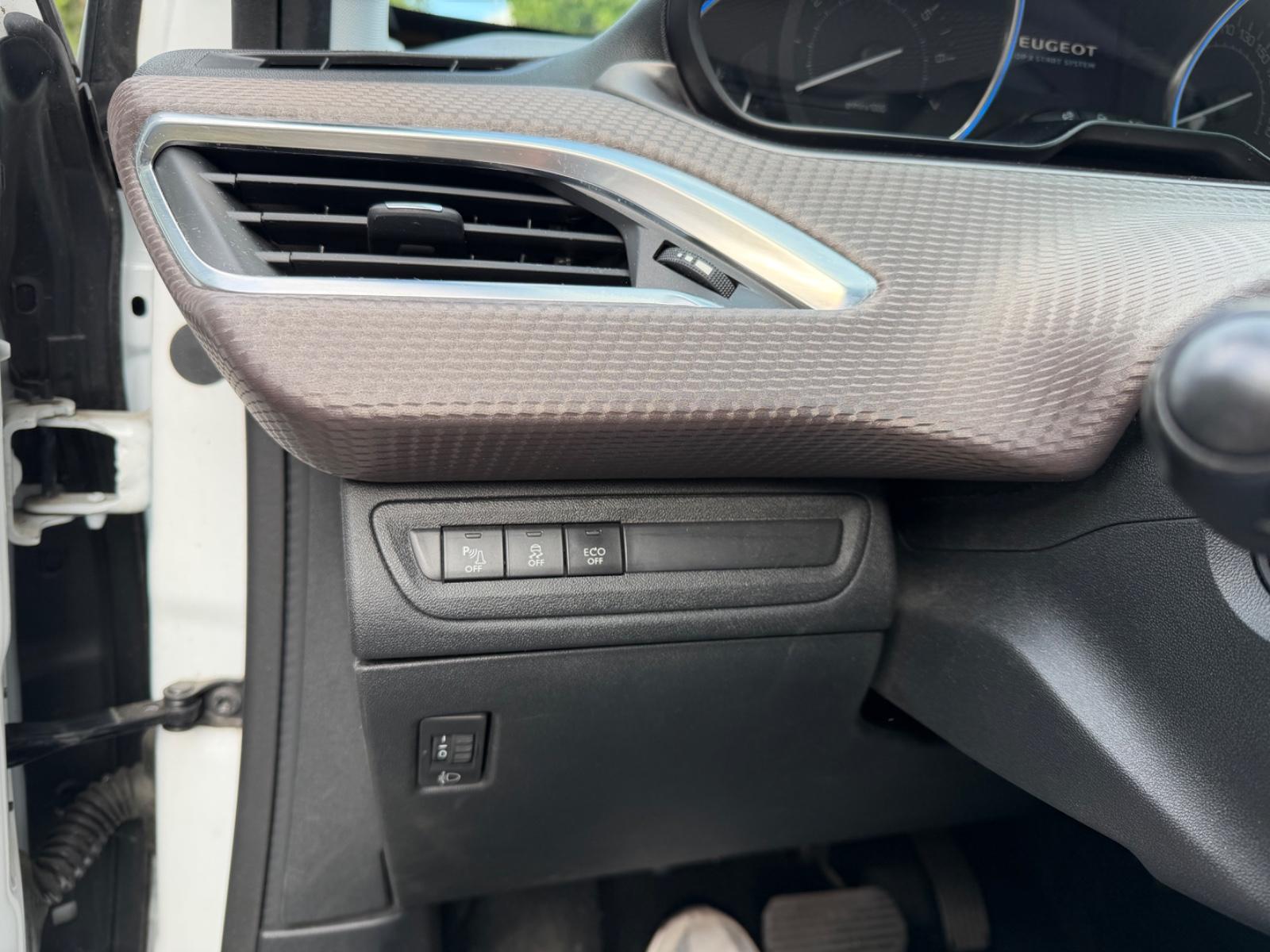 Peugeot 2008 Allure-TOP AUSSTATTUNG!!!!