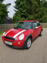 MINI COOPER ONE        NEUE TÜV - MINI Cooper in Augsburg