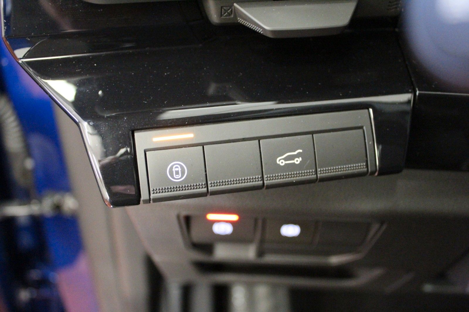 Fahrzeugabbildung Renault Austral E-Tech Full Hybrid 200 Techno Esprit Alp