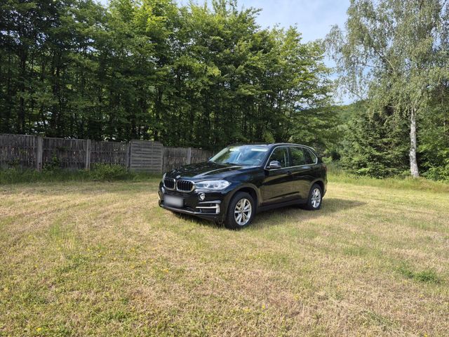 BMW BMW X5 F15 xDrive25d Diesel / Leder / AHK ...