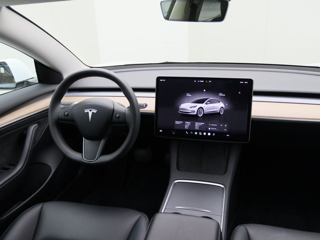 Tesla Model 3 Standard Plus RWD Tesla Model 3 Standard imagem 2