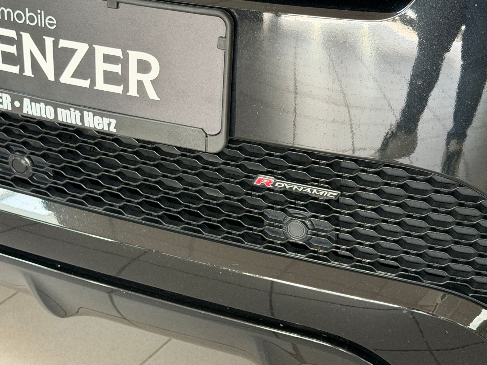 Fahrzeugabbildung Land Rover Evoque R-Dynamic SE/PANORAMA/MERIDIAN/KAMERA