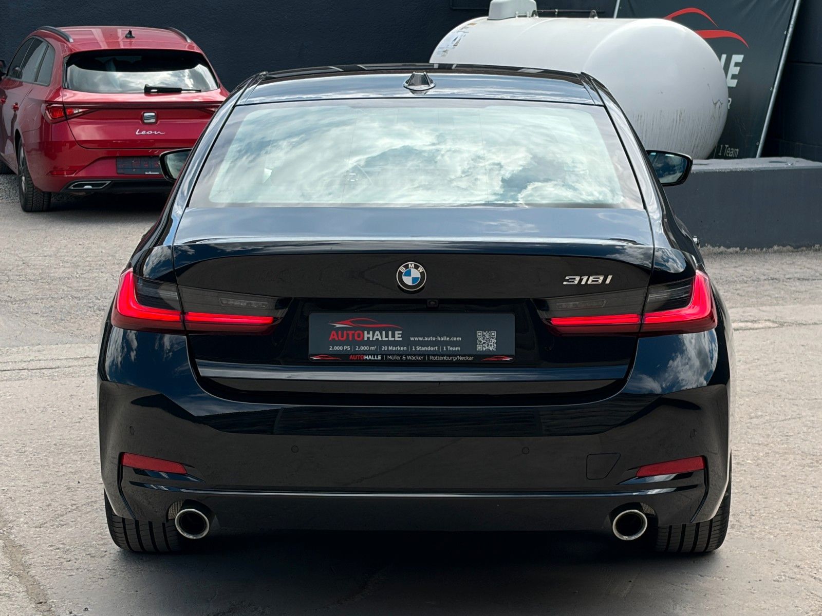 Fahrzeugabbildung BMW 318i Limo Cockpit+ Alarm Ambiente 3-ZKlima CAM