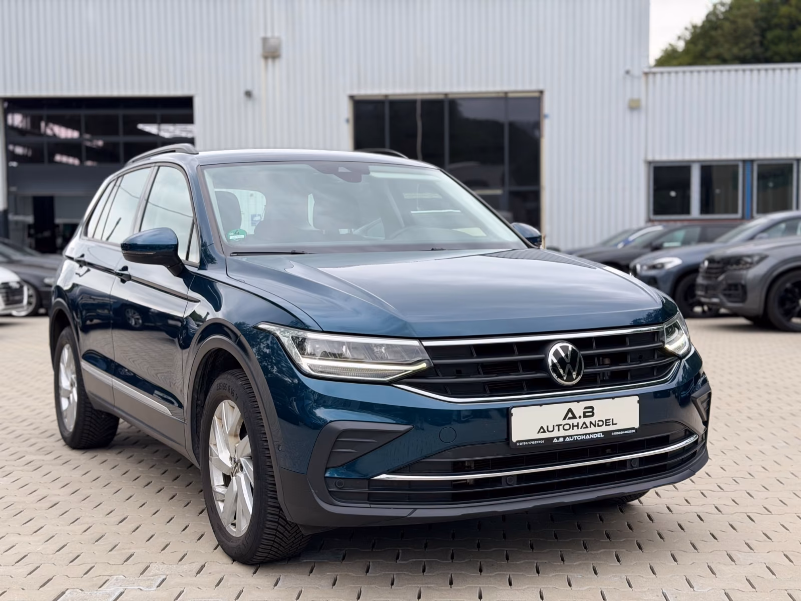 Volkswagen Tiguan Life 4Motion 2.0TDI/ACC/LED/AHK/APP-Conne, миниатюра 3