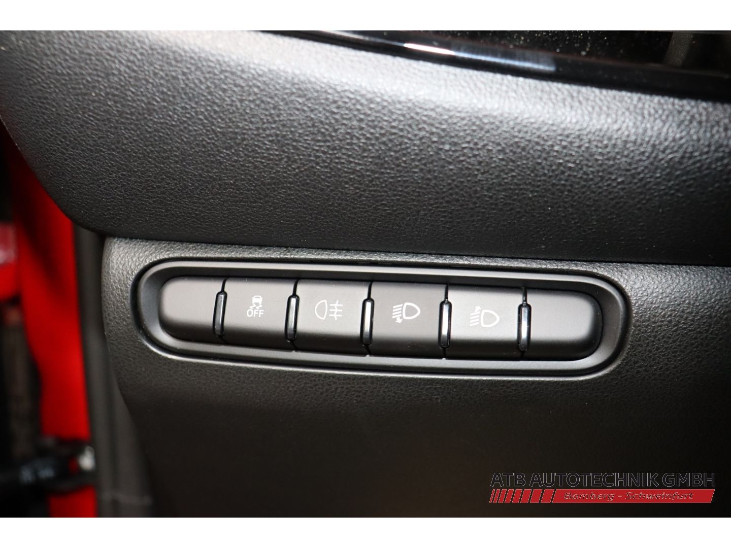 Fahrzeugabbildung Fiat 500C Hybrid 1.0l 48 kW ICON Komfortpaket