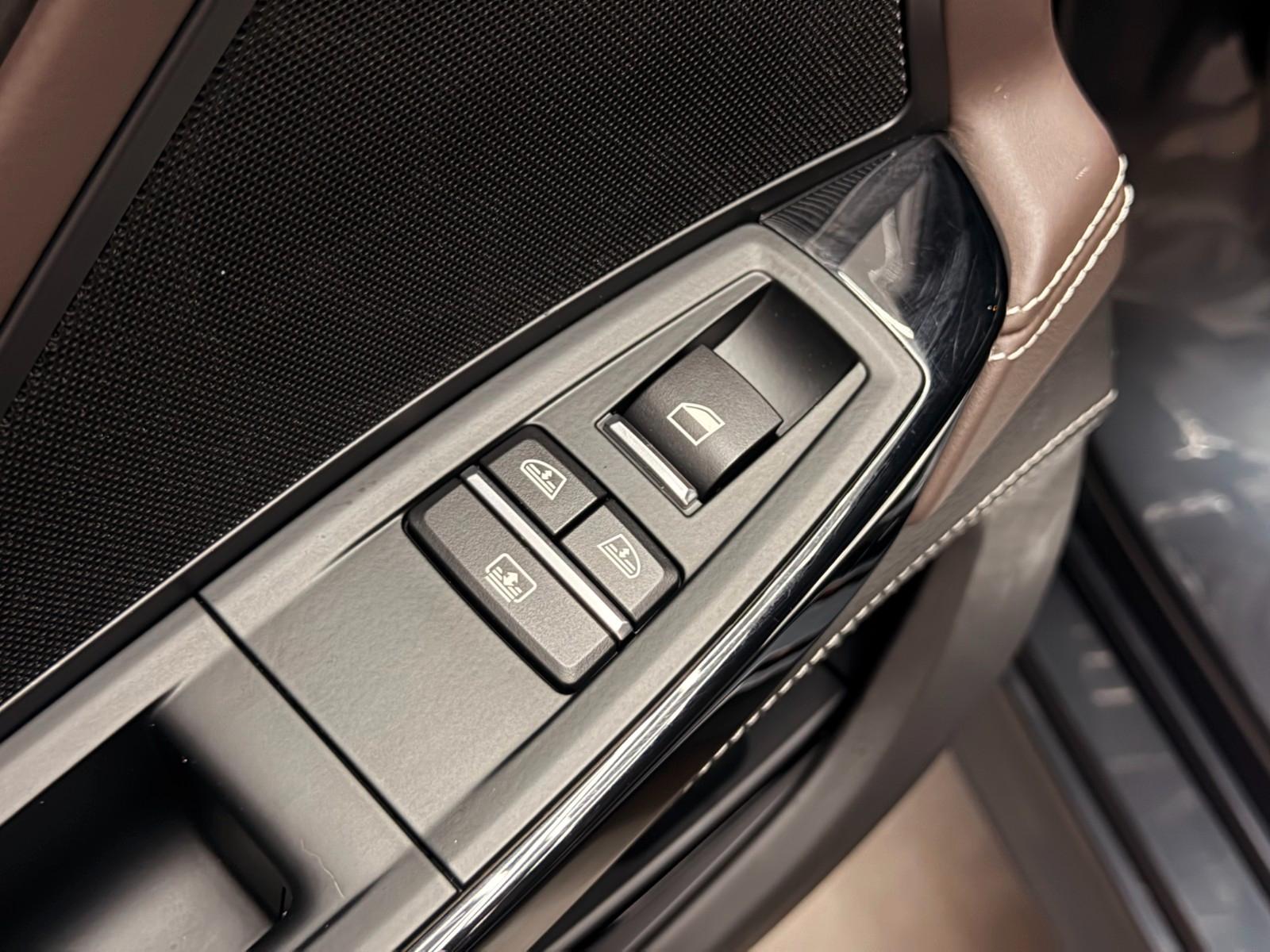BMW M6 Gran Coupé – V8 4.4 – 560 ch - Caméra 360° - Sièges chauffants et à mémoire - Suivi BMW