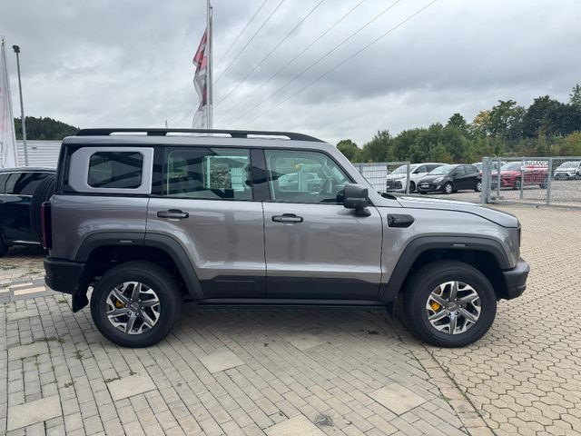 BAIC BJ40 2.0T 4WD 8 Gang AT PanoSitzhzg und Belüft.