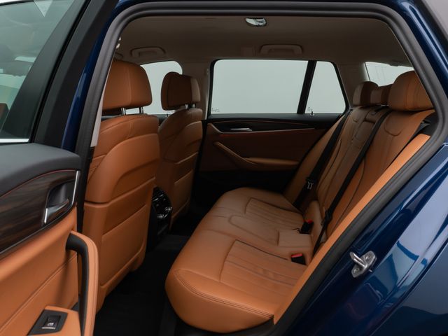 Foto Nummer 26: BMW 530e