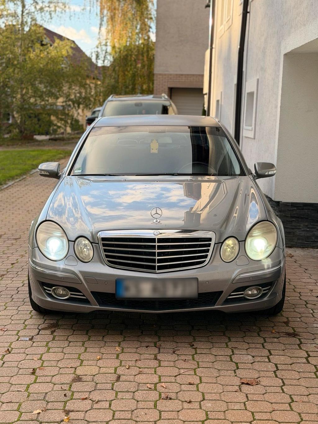 Mercedes-Benz Mercedes w211