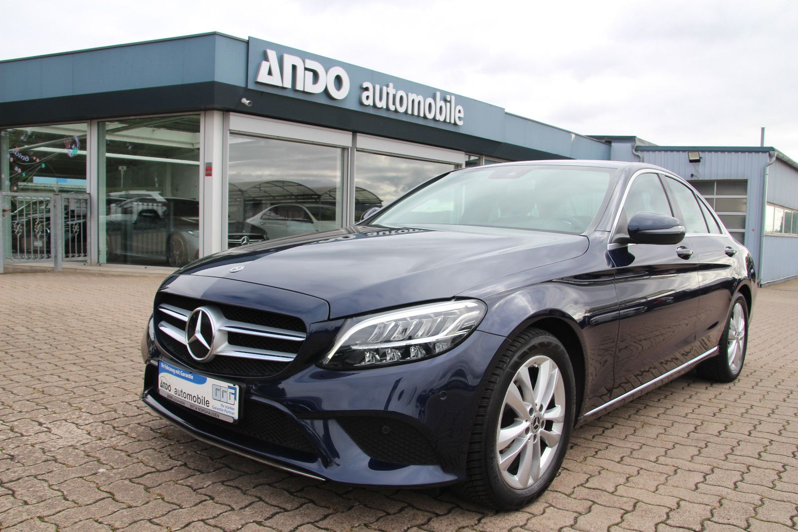 Mercedes-Benz C 180 Lim. Avantgarde LED/T-Leder/Kamera/CarPlay