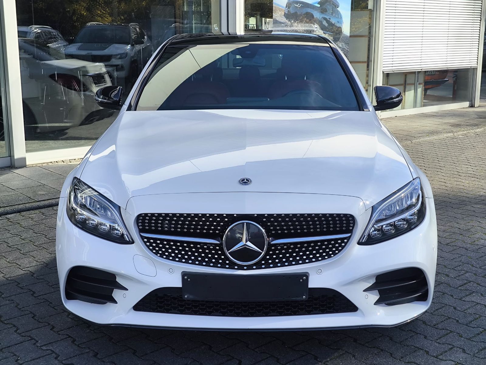 Fahrzeugabbildung Mercedes-Benz C 300e 9G 2X AMG Line >PANOR+NIGHT+NAVI+LED+SHZ+