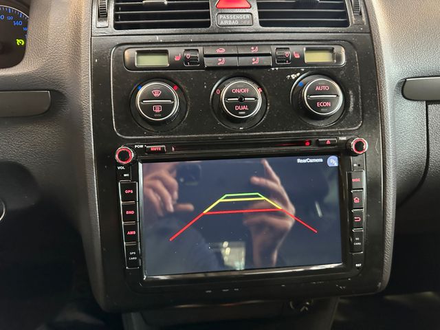 Volkswagen Touran  *7Sitzer*Navi*DSG*Sitzh*BiXenon*