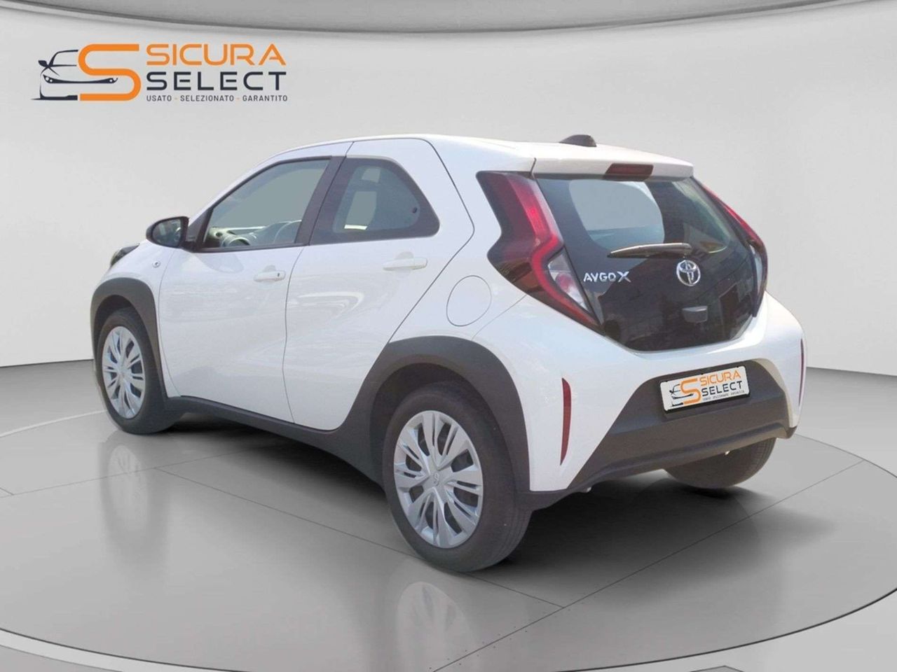 Toyota Aygo X TOYOTA Aygo X 1.0 VVT-i 72 CV 5 po imagem 3
