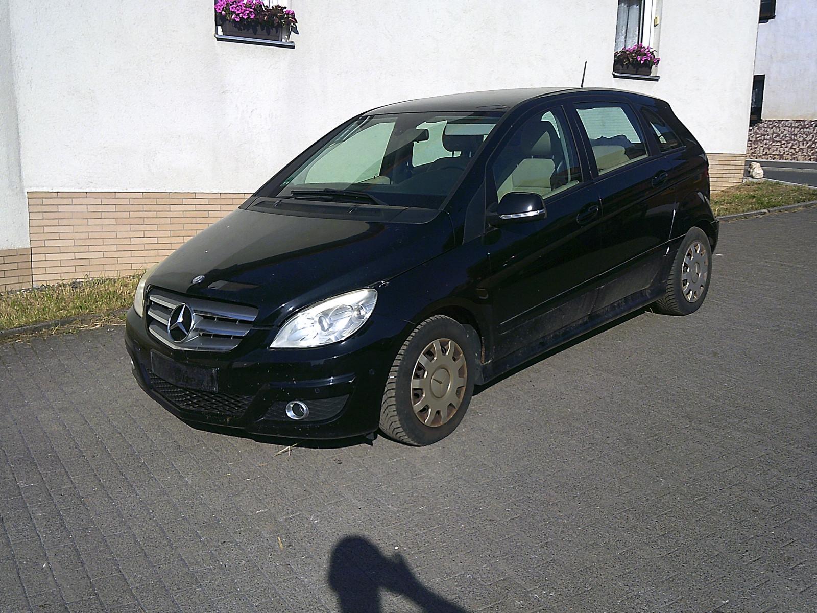 Mercedes-Benz B 170