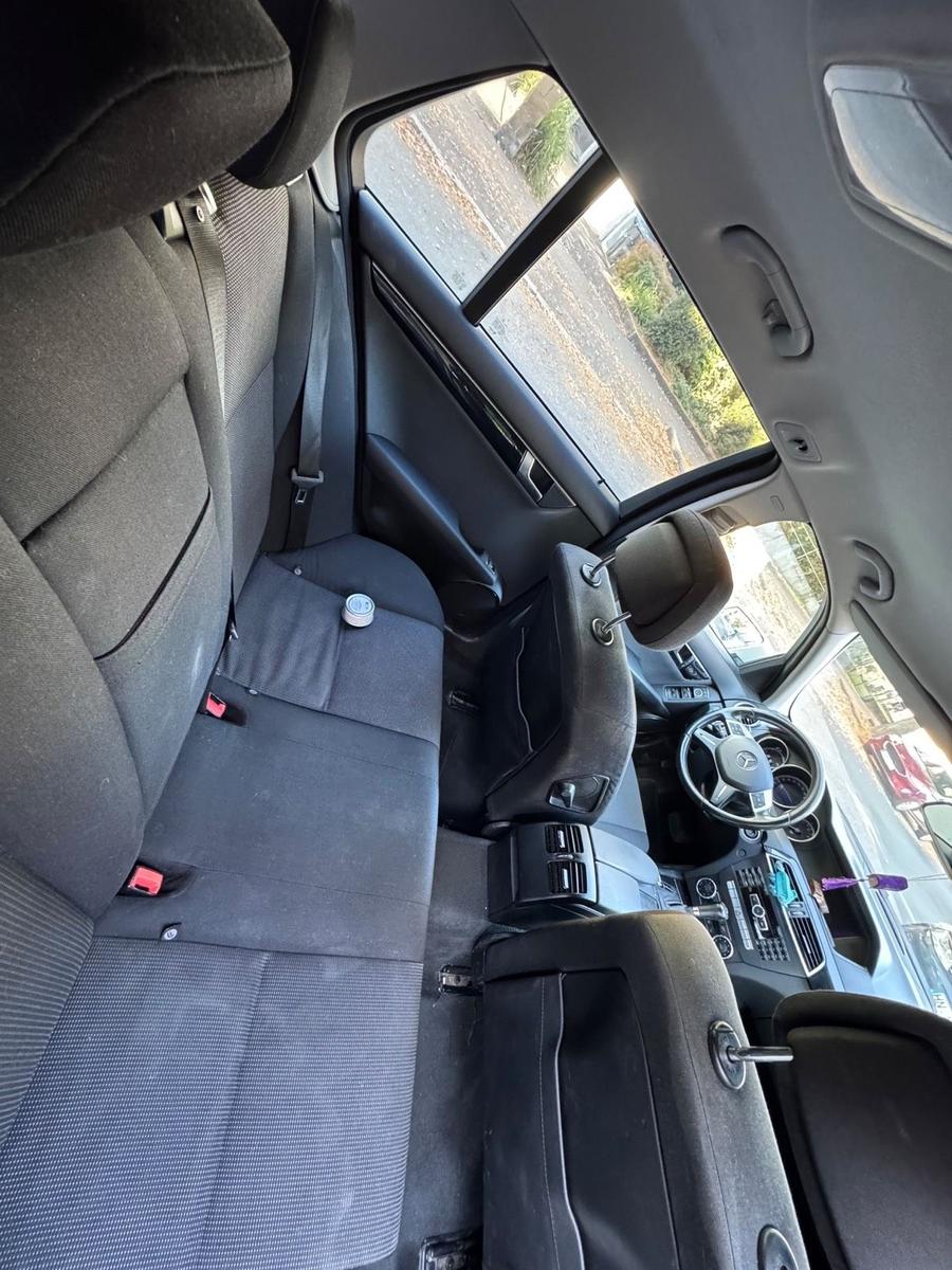 Mercedes-Benz C220 2012 — photo 6