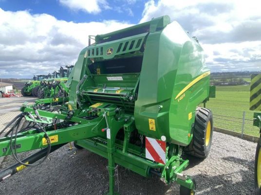 John Deere V461 R - 671 Bunde