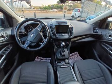 Ford Kuga - 12