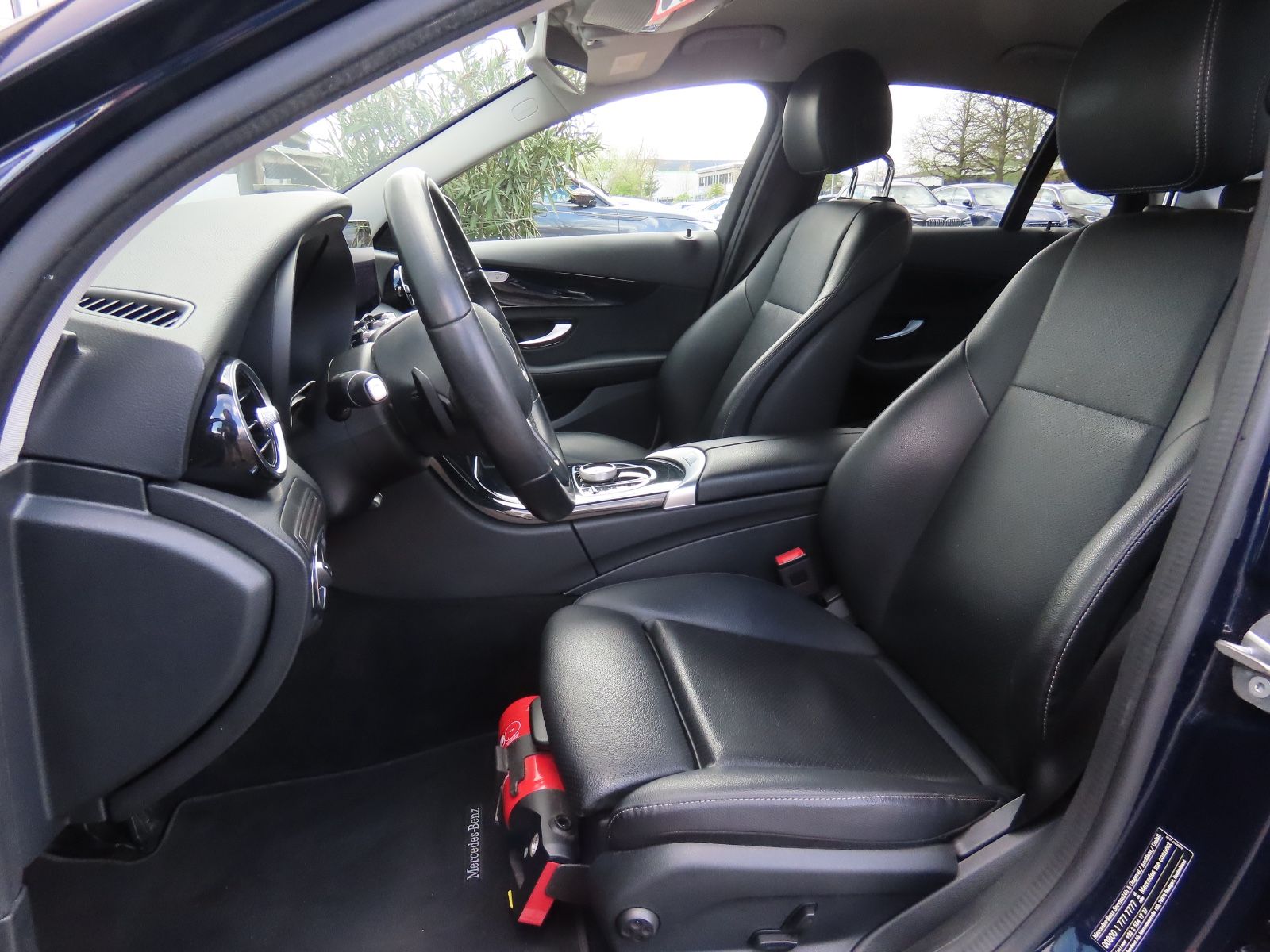 Mercedes-Benz C 220d Autom. Leder Sitzheizung Klimaauto. Navi foto 12