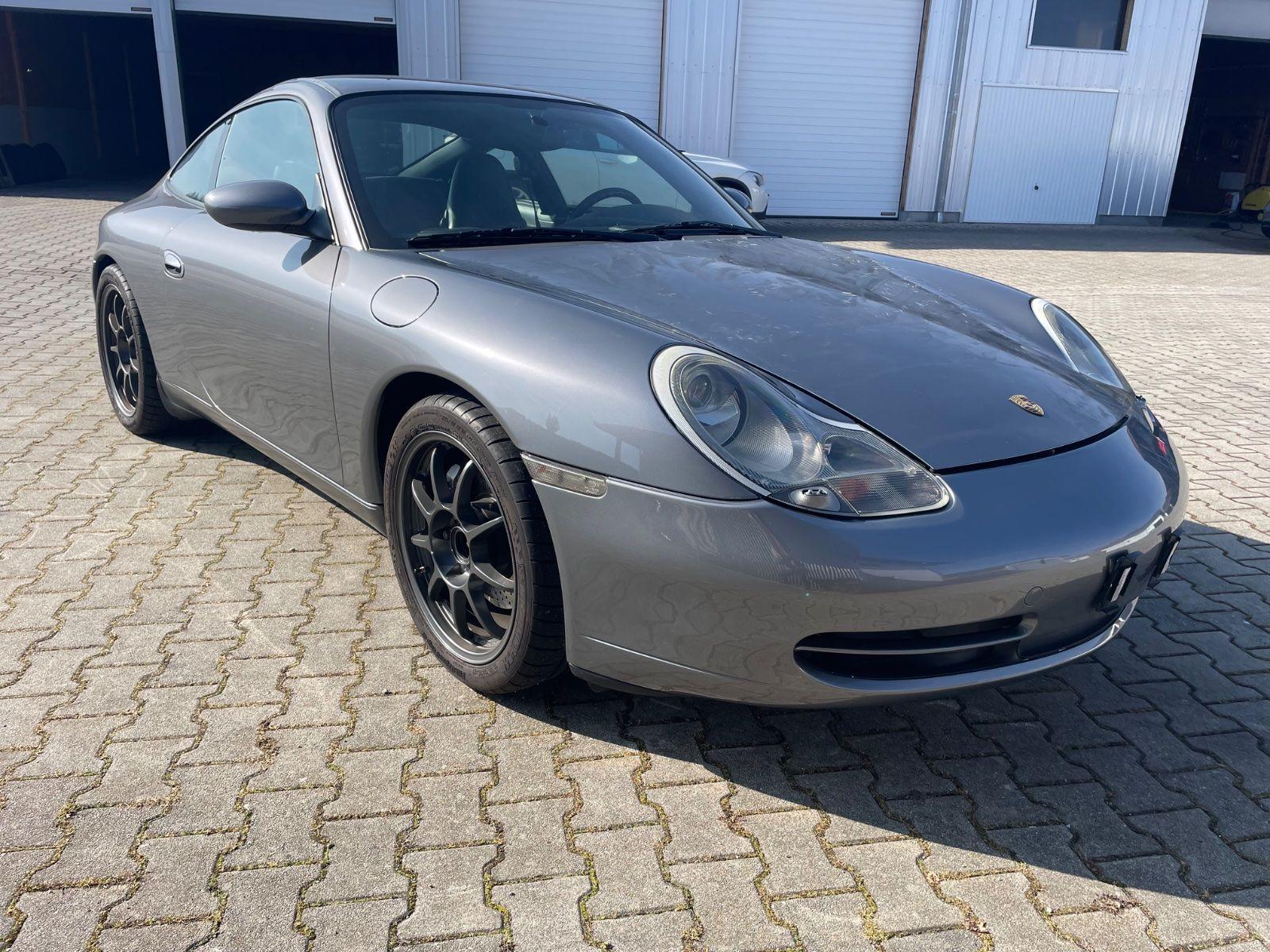 Porsche 996