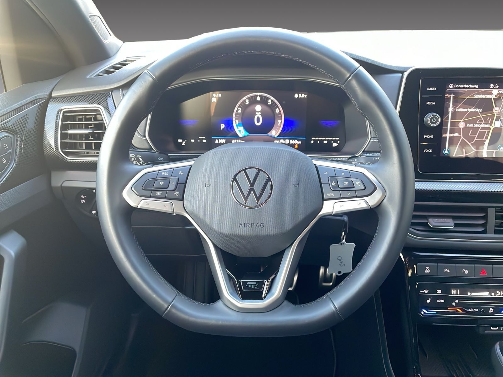Volkswagen T-Cross - Bild 11