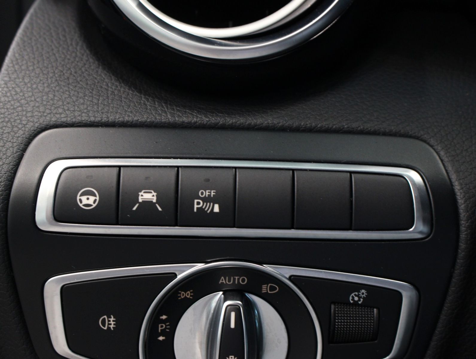 Fahrzeugabbildung Mercedes-Benz C 63s AMG Schalensitze*Deutsch*Pano*NO OPF