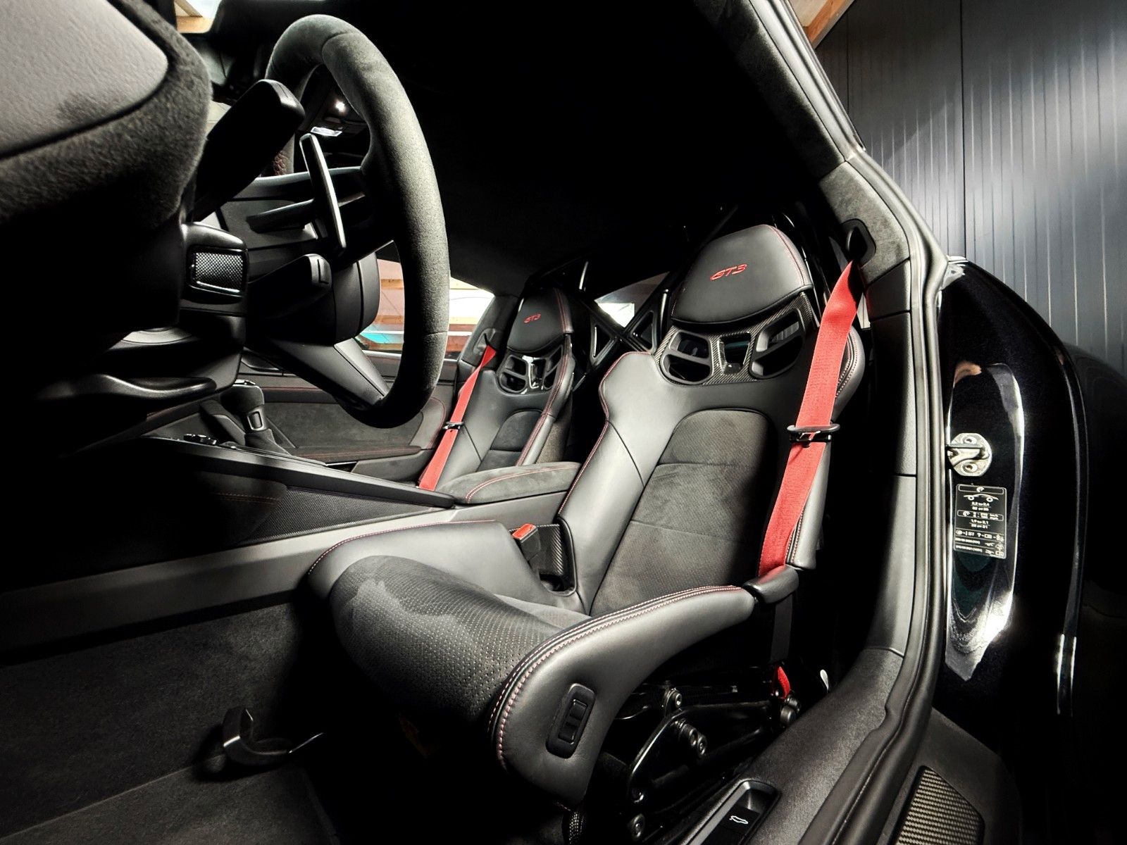 Fahrzeugabbildung Porsche 992 GT3 + Clubsport + PCCB + Lift + Approved