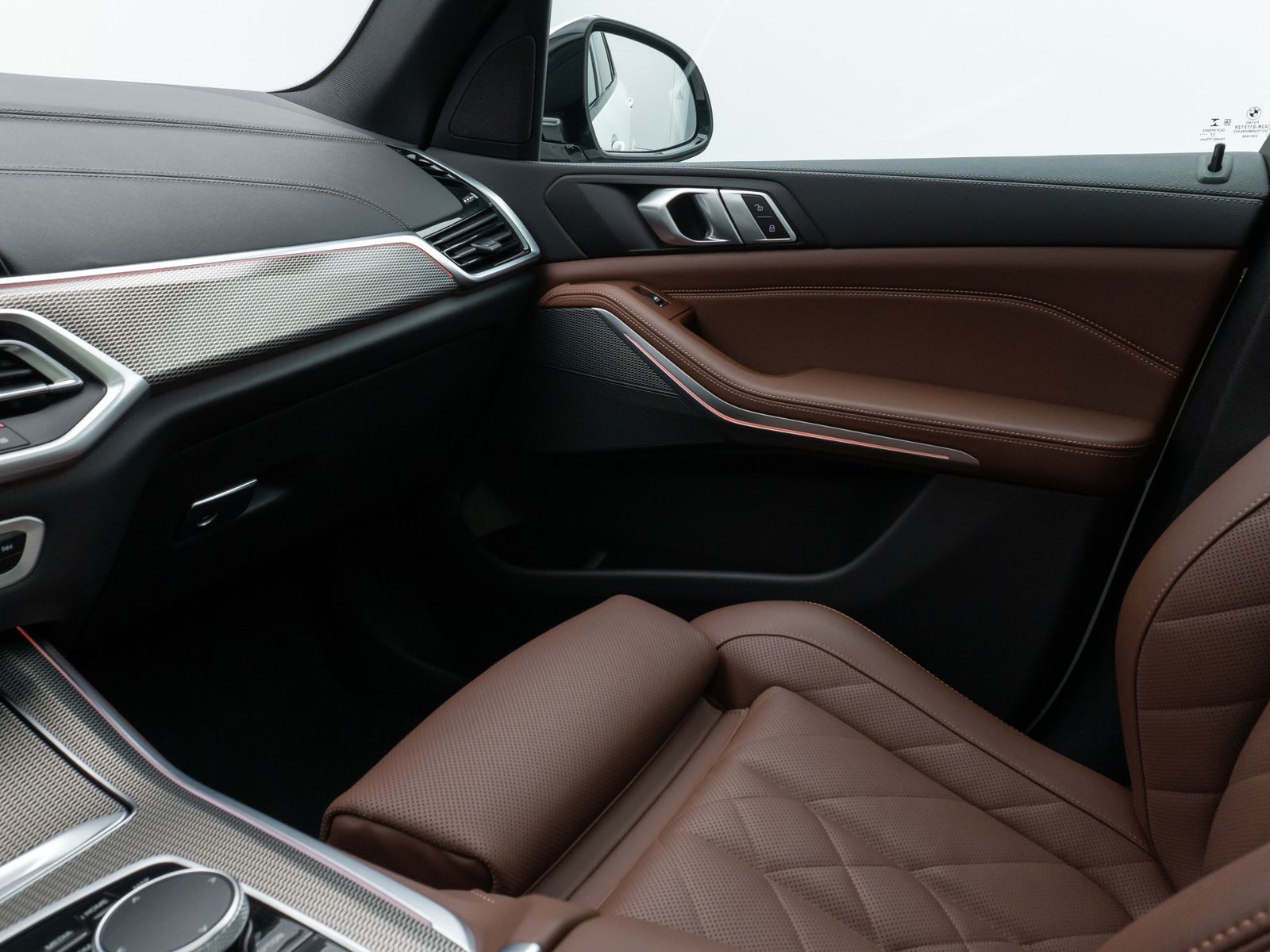Fahrzeugabbildung BMW X5 xD30d M Sport Panoram Kamera HUD DAB HiFi 21"