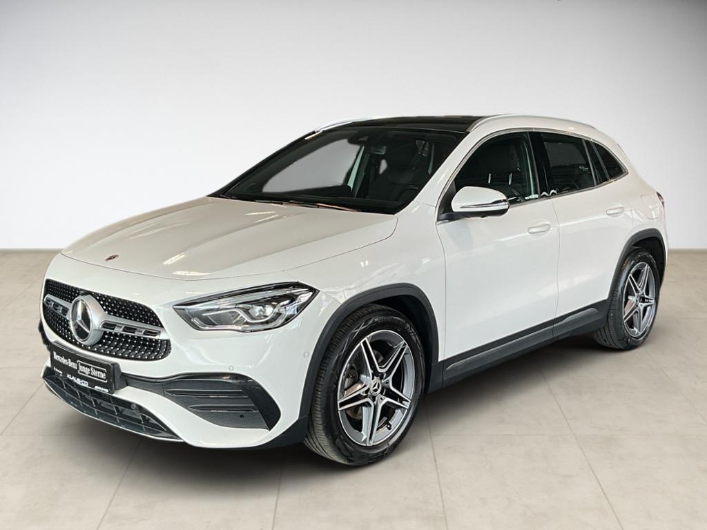 Mercedes-Benz GLA 200 AMG Panorama-Schiebedach 360 AUT Kam. LM