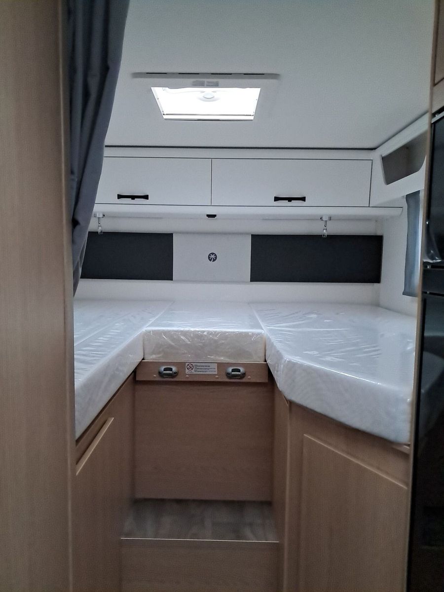 Fahrzeugabbildung Sunlight Adventure T 67 Automatik, Dörr Edition, TV