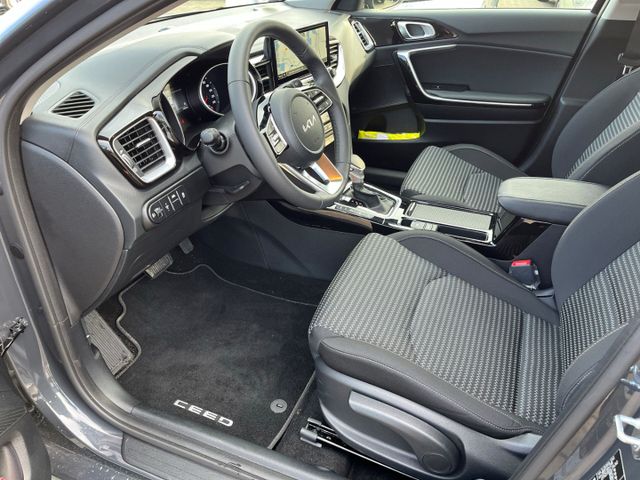 Ceed 1.5 T-GDI / UPE: 34.160,- € / SPIRIT TECH B