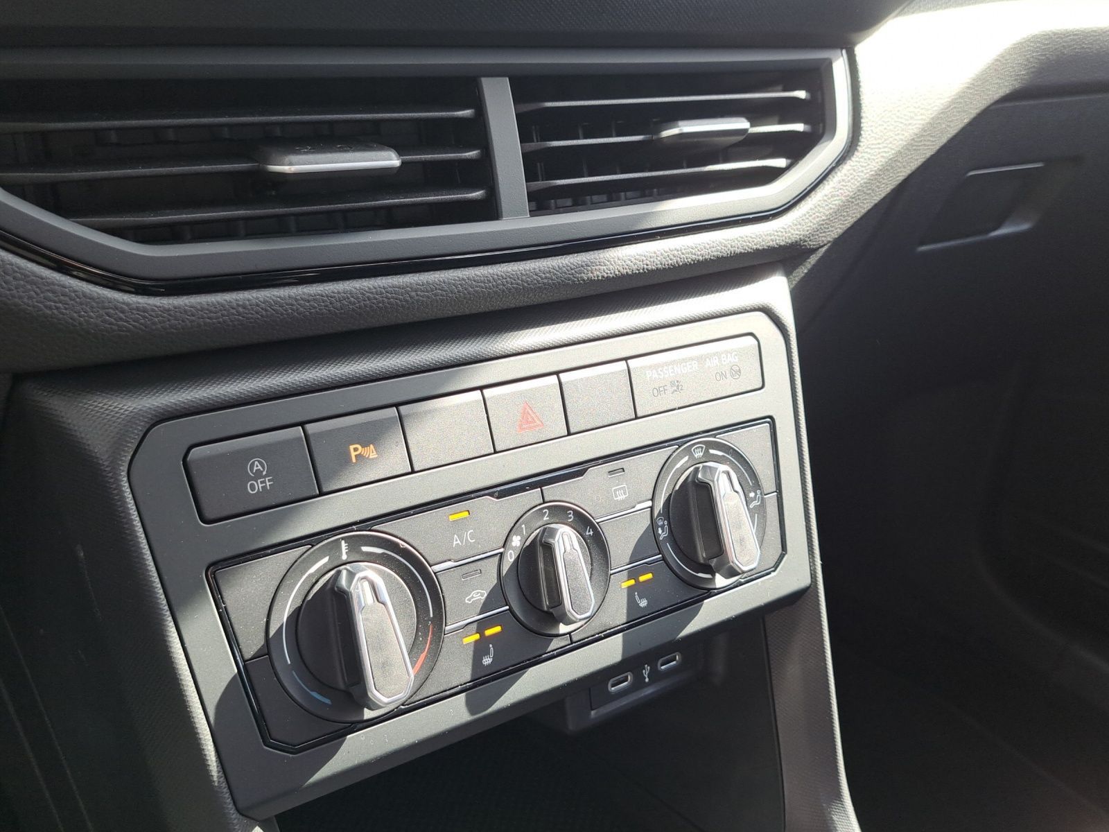 Volkswagen T-Cross - Bild 22