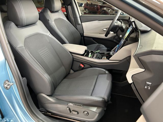 Ford Explorer Select RWD
