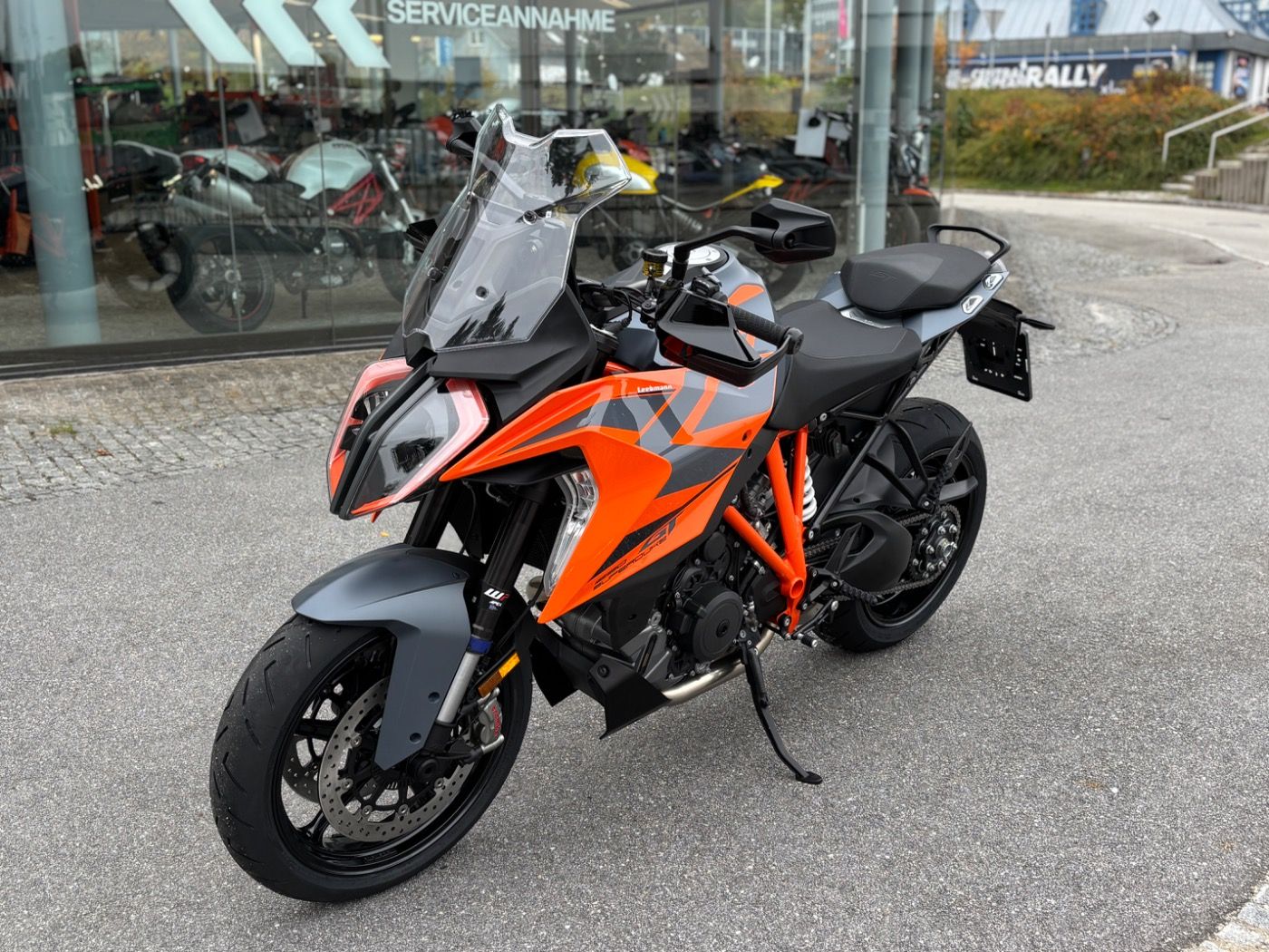 Fahrzeugabbildung KTM 1290 Super Duke GT 0% Finanzierung, 4 J. Garanti