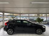 Volvo V40 Momentum *LED*NAVI*Temp*SitzHeiz*BT*DAB* - schwarze Volvo V40