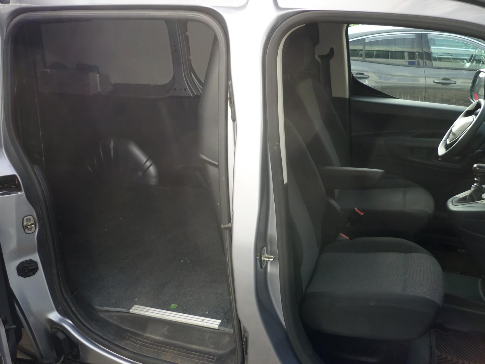 Peugeot Partner Premium L2 AVANTAGE EDITIONE Navi Kam...