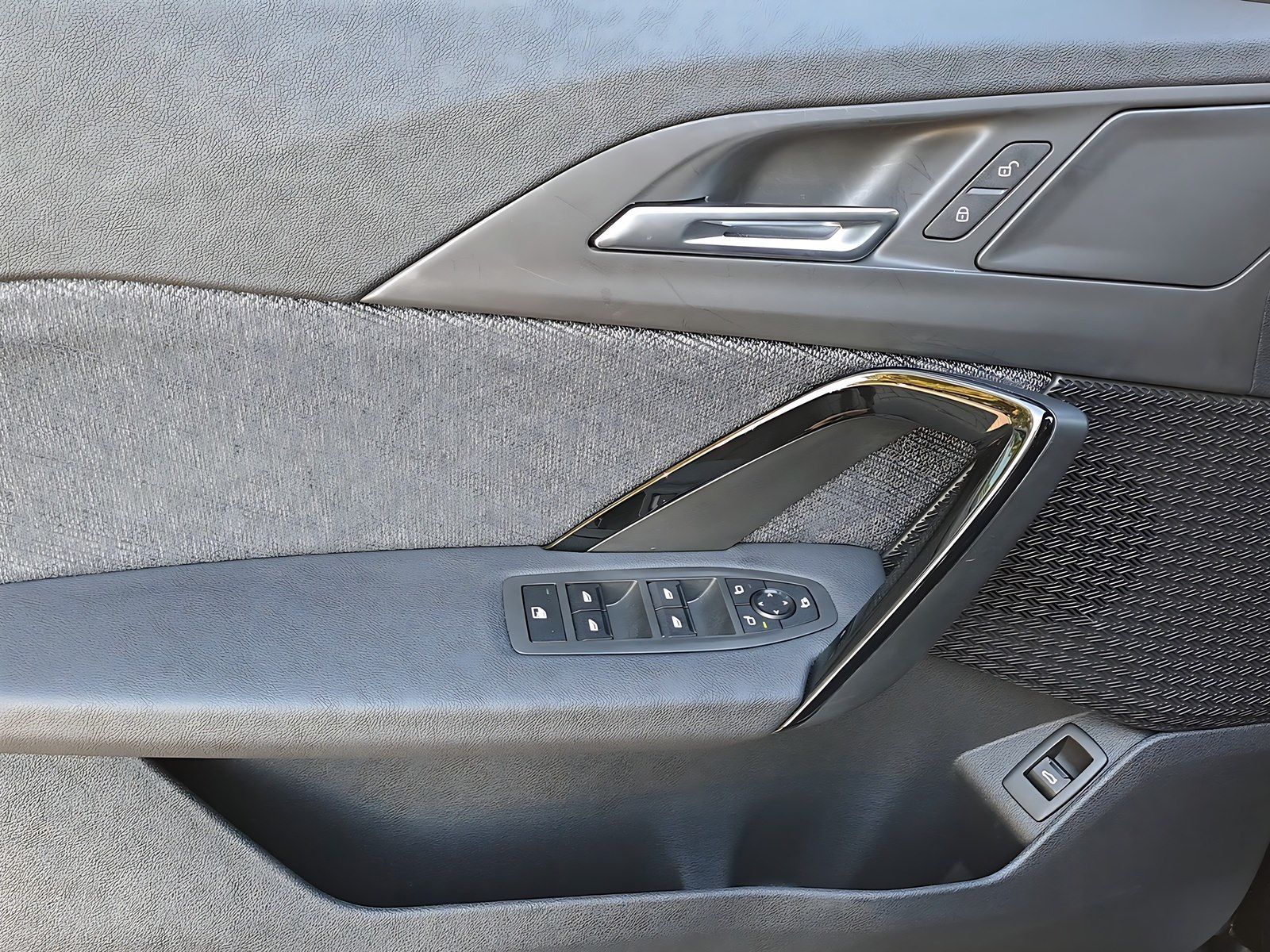 BMW iX1 - Bild 19