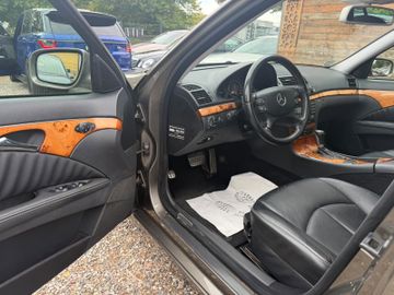 Mercedes E 280 - 6