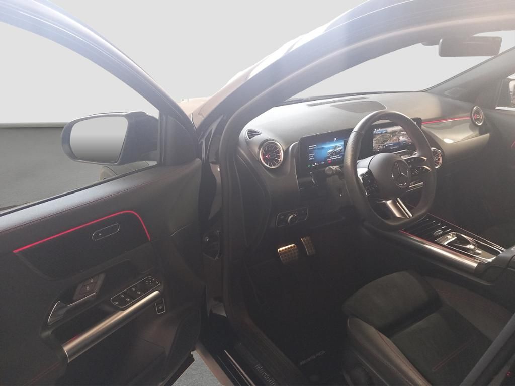 Fahrzeugabbildung Mercedes-Benz GLA 200 AMG Line*Night Paket*el. Heckklappe*LED