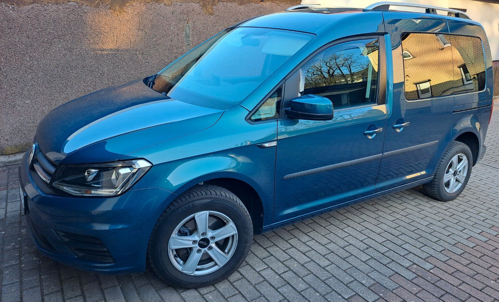 VW VW Caddy 1,0 tsi