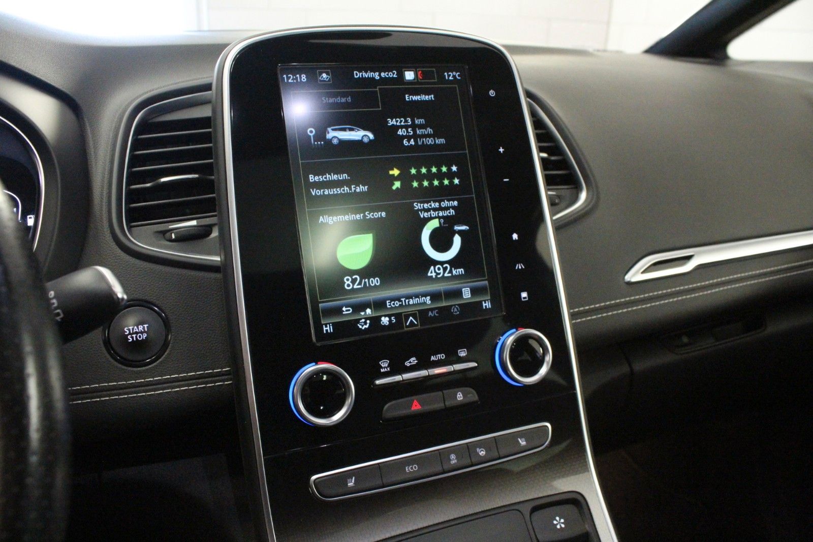 Fahrzeugabbildung Renault Grand Scenic Tce160 EDC Black*Panorama*