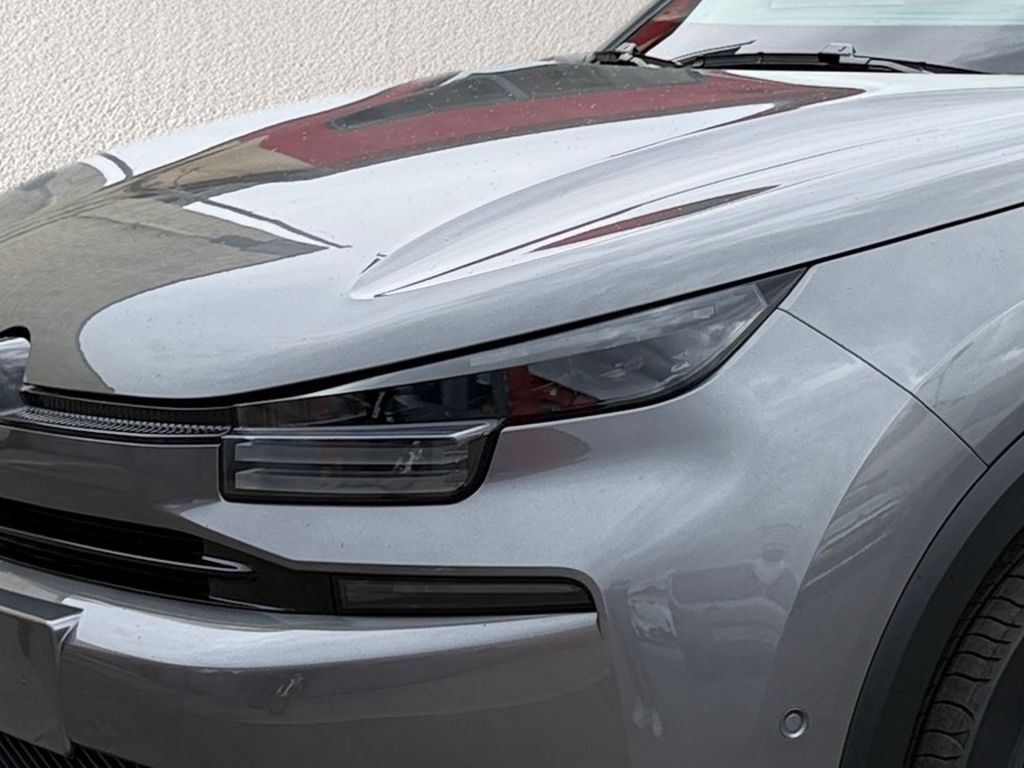Fahrzeugabbildung Citroën C4 Hybrid 145 MAX