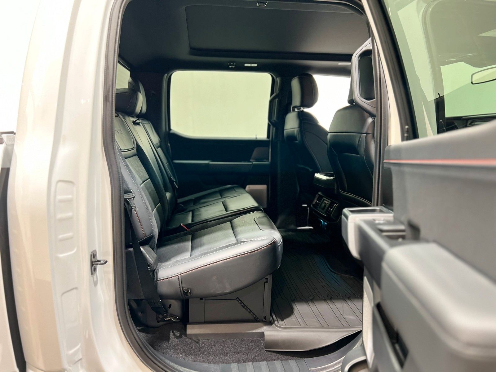 Fahrzeugabbildung Ford F-150 RAPTOR  EcoBoost®  3.5L V6 *MY25*