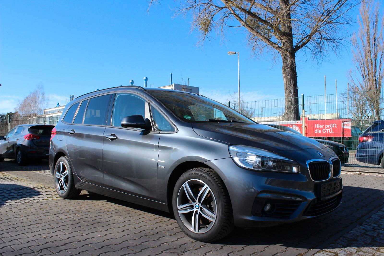 BMW Gran Tourer 220i Sport Line° PDC° NAVI° KAM° 1HD