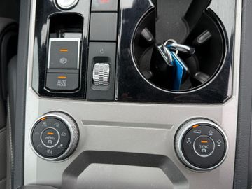 Volkswagen Touareg R-Line 4Motion+AHK+AWS+StHz+HUD+MEM+LED+