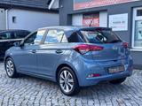Hyundai i20 1.4 Sitzheizung Lenkradheizung Tempomat - Hyundai Gebrauchtwagen in Lübeck