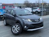 Toyota RAV 4 AWD 4x4 Automatik Navi Kamera - Toyota RAV 4 mit Diesel-Antrieb: Allradantrieb, Geländewagen, Automatik