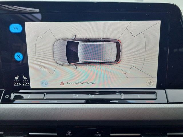 Fahrzeugabbildung Volkswagen Golf VIII Variant TSI Life LED Navi Climatronic